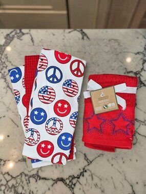 Deborah Connolly Hand Towels Sequin Star Smiley Peace Pattern New Red Blue 5pc